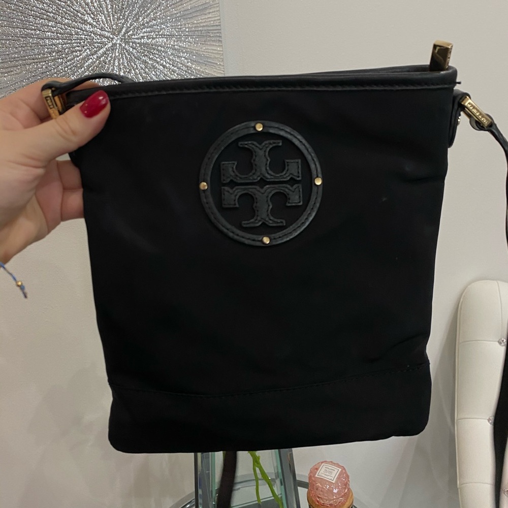 Black Cross Body